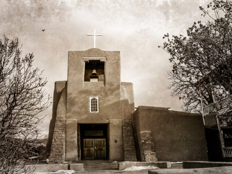 San Miguel Chapel in Santa Fe, New Mexico is the oldest church in the continental United States.